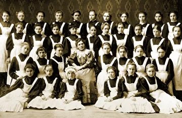 Сестри Гозадінови: кримський освітній досвід у Херсоні